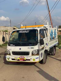 يالله  السلام عليكم للبيع كيا ام عيون 2002 حاكيه رقم بغداد انكليزي  سن...