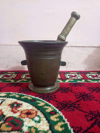هاون بغدادي • قديم جداً • ارتفاع ٢٠سم