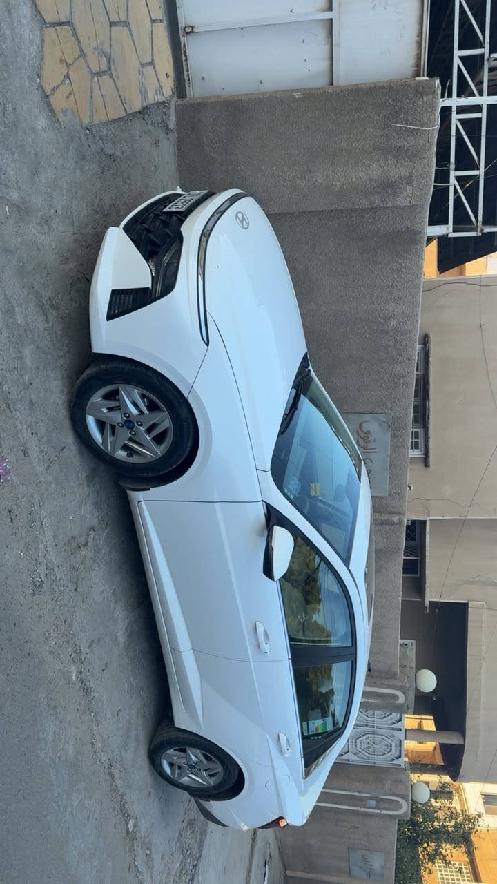 السلام عليكم 
اكسنت 2024 ماشيه 14 ألف سياره بدون صبغ بدون ضرر سلايد دشبول دجتل شاشه ضمان الشركه الاولى مكان سياره بغداد السعر 148$ 
للاستفسار ***********
