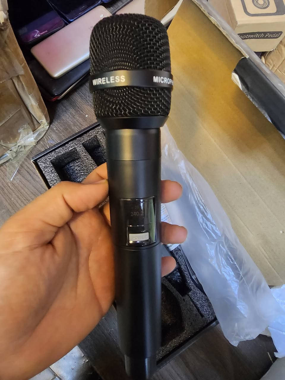 سلام عليكم
للبيع كلهم اغراض صوتياتي كلهم ٧٥ الف مع توصيل المايك شحن تايب سي قطعتين


**إذا كنت صاحب هذا الإعلان وتريد حذفه لأي سبب، رجاءا أرسل رسالة إلى الدعم الفني**