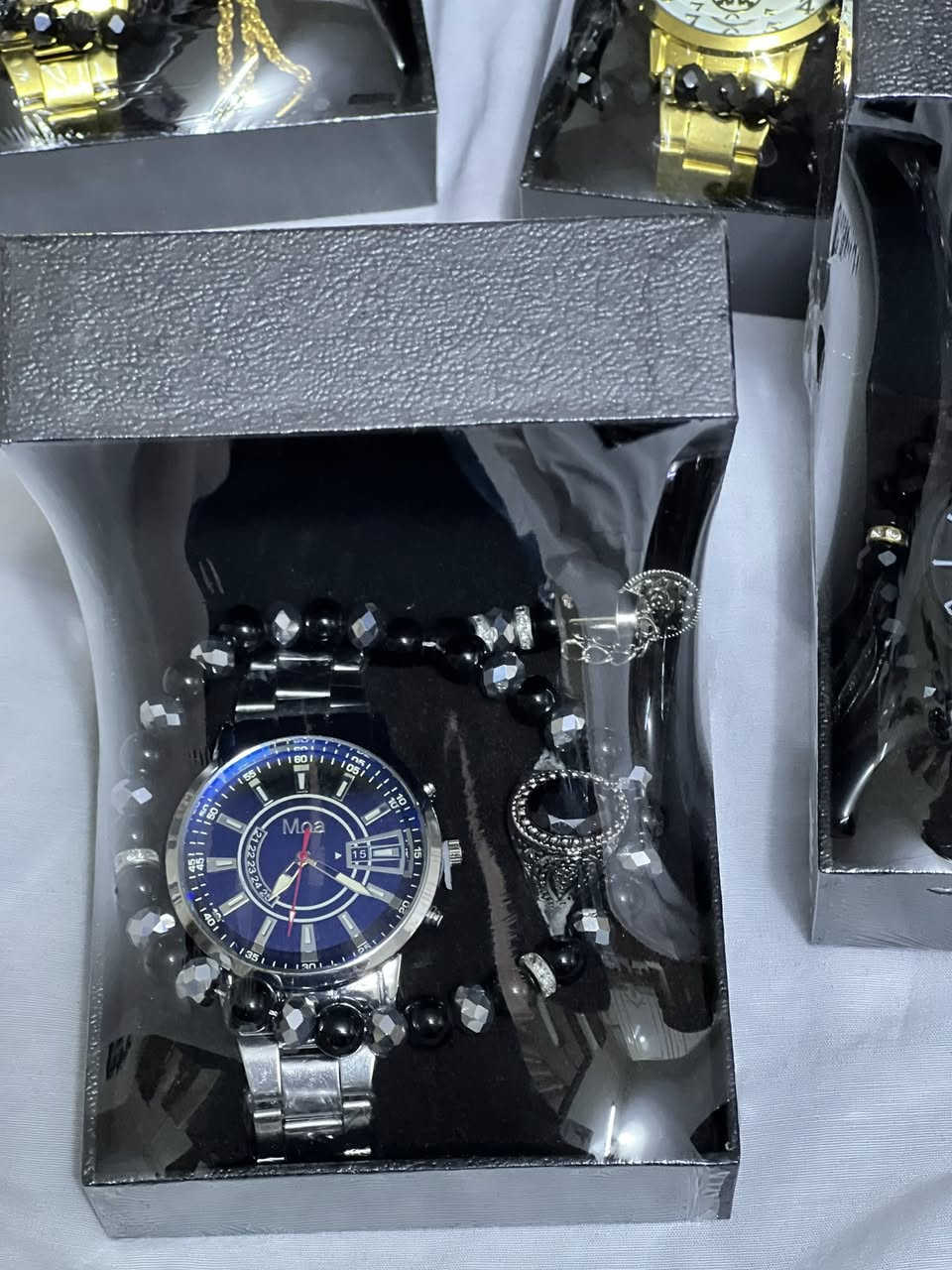 اي قطعه ٥ الف بس 
توصيل جميع المحافضات 
يوجد جمله + مفرد


**إذا كنت صاحب هذا الإعلان وتريد حذفه لأي سبب، رجاءا أرسل رسالة إلى الدعم الفني**