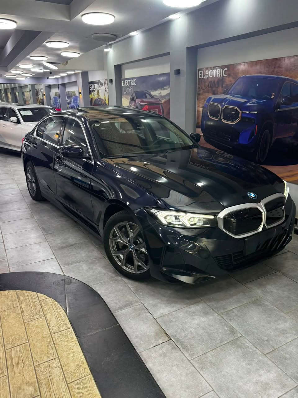 Bmw i3 eDrive 35L 2024 full electric 
35000km
524km
286hp
متاح كاش وتقسيط باقل فايدة
للاستفسار 01050000883
01067268016


**إذا كنت صاحب هذا الإعلان وتريد حذفه لأي سبب، رجاءا أرسل رسالة إلى الدعم الفني**