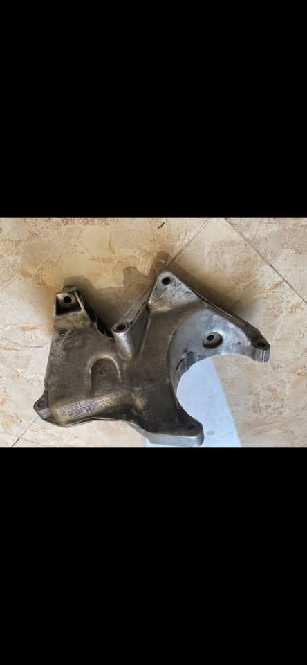 اغراض حاويه دايو لكنزا وبرنس
كيس فافون اصلي ب10 الاف

دكشن حار ب5 الاف 

قاعدة كمبريسر تبريد دايو لكنزا وترهم على البرنس سعرها 10 الاف 

مصفي دهن  اويل بم سعره بلاش 😁

قايش تايم كيس حاويه اصلي سعره بلاش

حساس كرنك حاويه دايو لكنزا سعره 10 الاف 

باقي الغراض كلهن بلاش وحت الاسعار بيهن مجال 

عنوان بابل القاسم ***********
