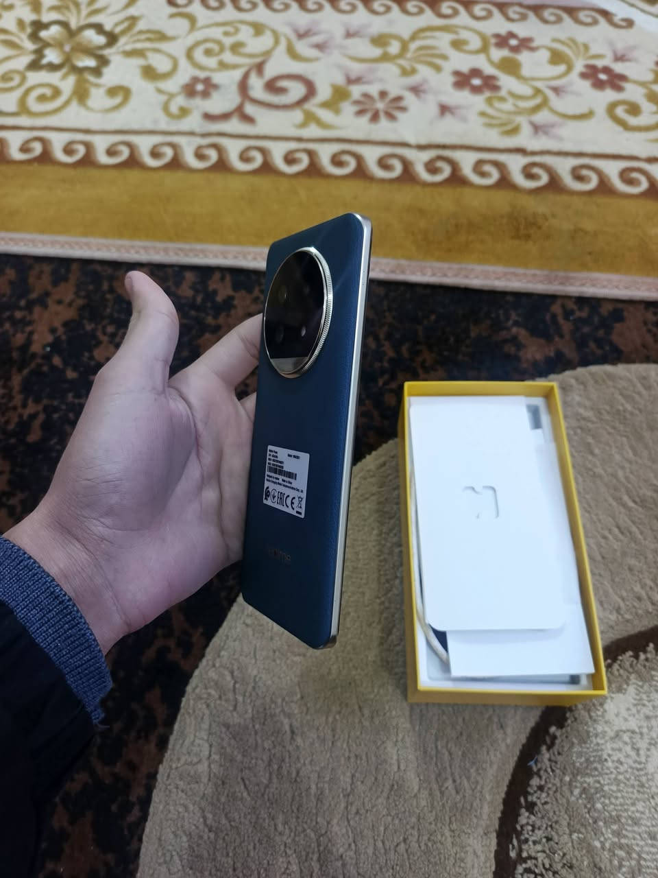 السلام عليكم جهاز ريلمي13برو بلاص  5G شرط بكلشي تستخدمه سلس اخذته ب550الف قبل شهر الذاكرة : 512 شاحنه: 80واط السعر 390ألف قفل لا تدخل تعامل اخي
محد يعرف قيمته بس الي شايله لأن تلفون مرتب 5G بعد!! رقم الهاتف: ***********
