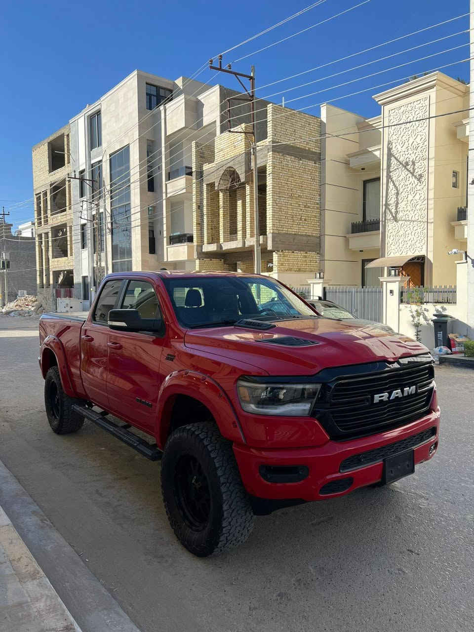 السلام عليكم اخوان العزاز هي سياره البيع او مروس بسمي مديل ٢٢سياره ماشي ٢٠عليه بلد من امريكه كله علا بلد بس بنيد حدثه فقط صور موجوده مال حدث شعدك بيع او مروس اتصل هذ رقم ***********السعر ٣٣بيه مجال الشراي مكاني بغداد
