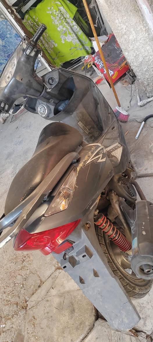 ثعلب للبيع او مراوس سكنس لد او شمعه متواجد خاص دراجه كله ختم واحد محرك ناعم شعله ومعدل


**إذا كنت صاحب هذا الإعلان وتريد حذفه لأي سبب، رجاءا أرسل رسالة إلى الدعم الفني**