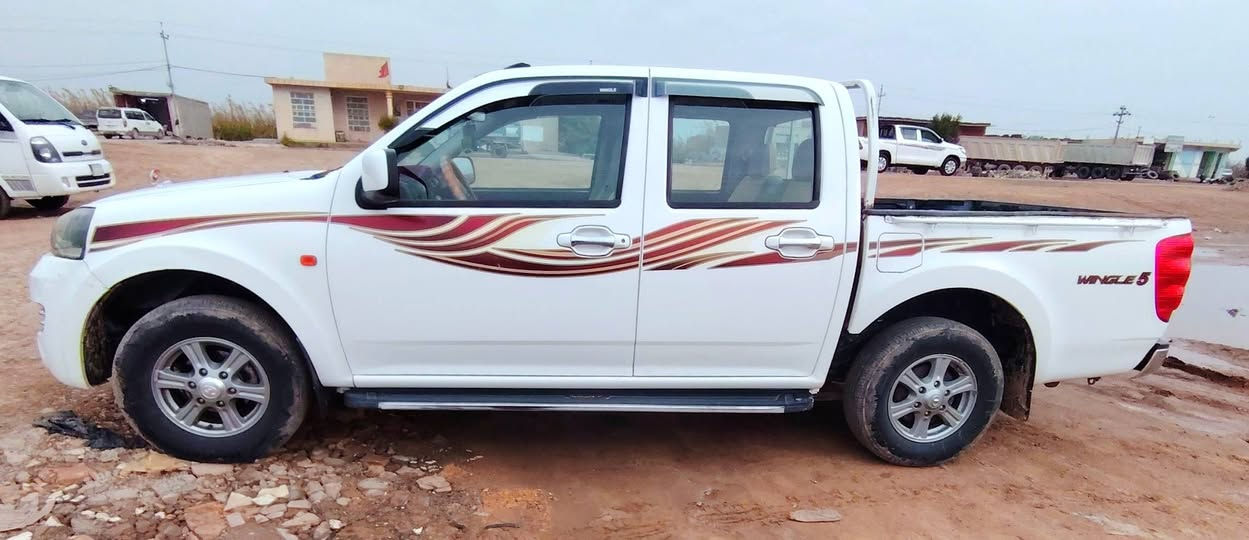 السلام عليكم للبيع او المراوس كريت ويل موديل 2021  كفاله عامه  كير محرك   ماشيه 155 الف   سنويه لل2031   هزه جديده  أرقام انكليزي  مشروع وطني مداور وين متريد مكان السياره الفجر الشراي يتصل او بالخدمه رقم ***********
