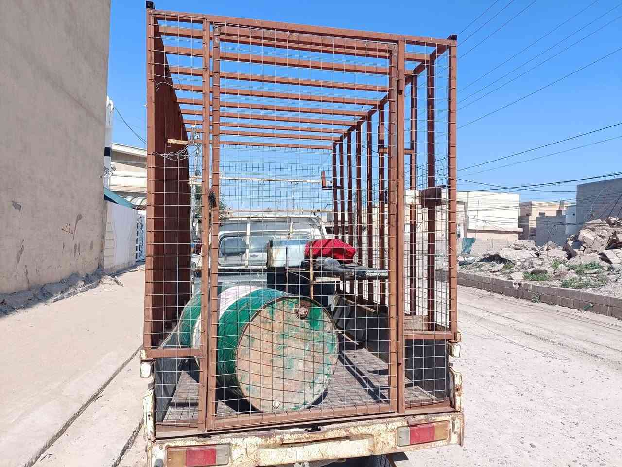 قفص للبيع مرتب حديد ثقيل مكان تكريت القادسيه السعر 175وبيه مجال لل تواصل ***********
