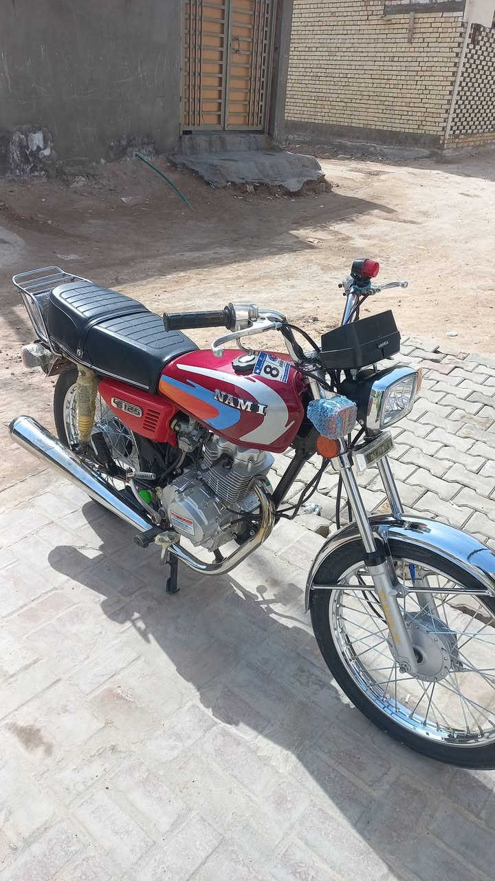 سلام عليكم اربعه كير للبيع  25سكنر السعر650
جديده ما ماشيه( للتصال ‎0789 353 2745. نجف)
