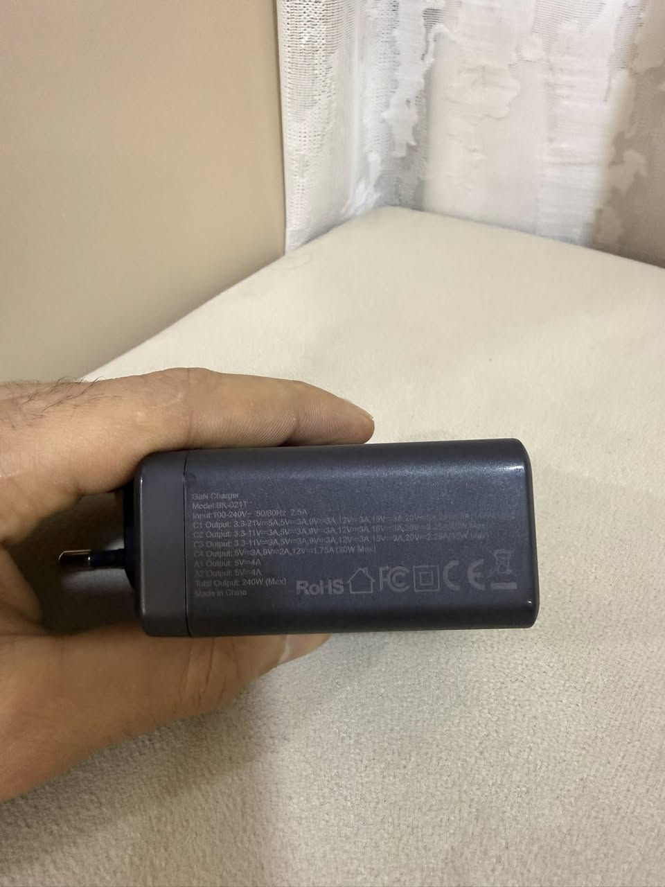 سلام عليكم اخوان شاحنه 240w الله شاهد شحنه ثگيله وزنهه تغريب ربع كيلو يعني 250 كرام طوني سعر وبل عافيه


**إذا كنت صاحب هذا الإعلان وتريد حذفه لأي سبب، رجاءا أرسل رسالة إلى الدعم الفني**