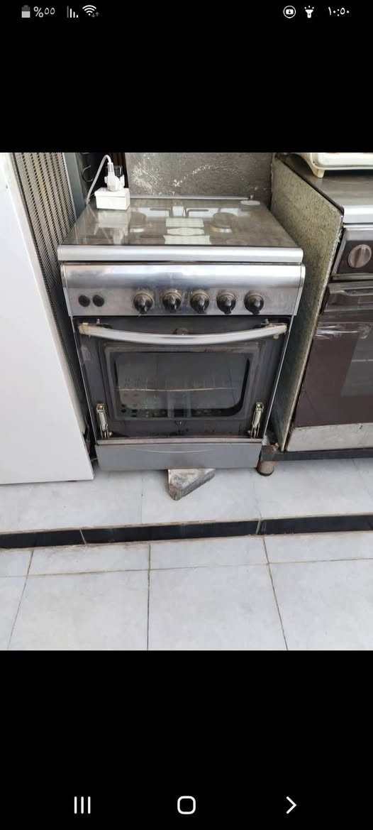 غراض للبيع للاستفسار الاتصال على الرقم ***********
