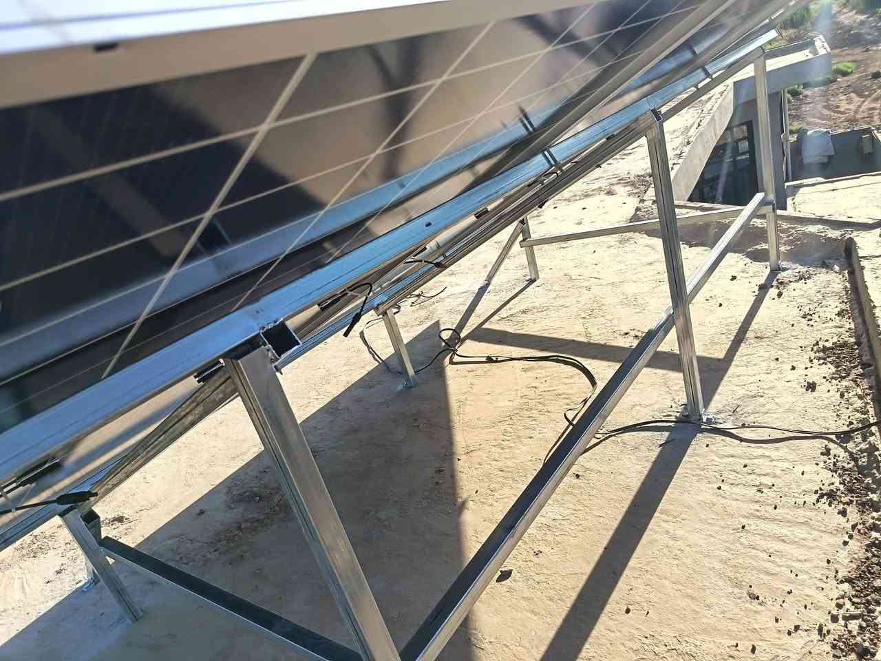 ☀️ اقتصادية، ذكية، وبتكلفة تنافسية.. طاقة شمسية لكل بيت في ديالى! ☀️
​من بعقوبة إلى قضاء الخالص الصمود، مستمرون في نشر الطاقة النظيفة وتخفيف عبء المولدات وأجور الكهرباء!
​نفتخر  في #يونس_للطاقة_الشمسية بتصميم وتنفيذ منظومة طاقة شمسية اقتصادية وبكفاءة ممتازة، تم تشغيلها بنجاح لأهلنا الكرام في محافظة ديالى العزيزة - قضاء الخالص (منطقة السندية).
​🛠️ مكونات المنظومة الاقتصادية الذكية:
​القلب النابض 🧠: انفيرتر Ghshny بقدرة 6.2 كيلو واط، الأداء المستقر والسعر الاقتصادي المثالي لإدارة طاقة منزلك بذكاء.
​الخزن المضمون 🔋: بطارية LV Topsun المتميزة، التي تمنحك استمرارية تشغيلية آمنة وطويلة الأمد وبأعلى كفاءة خلايا الليثيوم.
​الإنتاجية العالية ☀️: ألواح شمسية تكنولوجيا دبل كلاس (Double Glass) المتطورة، لامتصاص أشعة الشمس من الوجهين وتوليد أقصى طاقة ممكنة حتى في أجواء الصيف اللهاب.
​🎯 لماذا هذه المنظومة هي الخيار الأنسب لك؟
​اقتصادية وعملية: توفر لك كهرباء مستمرة وبأقل تكلفة استثمارية ممكنة.
​جودة مجربة: نجمع لك بين السعر المناسب والمكونات ذات الاعتمادية العالية.
​خدمة تغطي ديالى: نصل إليكم في كل قضاء وناحية لضمان راحتكم.
​📍 موقعنا في خدمتكم دائماً:
​العنوان: ديالى - بعقوبة - التحرير - مقابل قيادة شرطة ديالى.
​📞 للاستفسار، الطلب، أو الاستشارة المجانية:
​تواصلوا معنا الآن عبر الاتصال المباشر أو مراسلتنا واتساب:
📱 ***********
​يونس للطاقة الشمسية.. الحل الاقتصادي الذكي لطاقة لا تنقطع! ⚡ الأفضل دائماً لأهلنا في ديالى.
