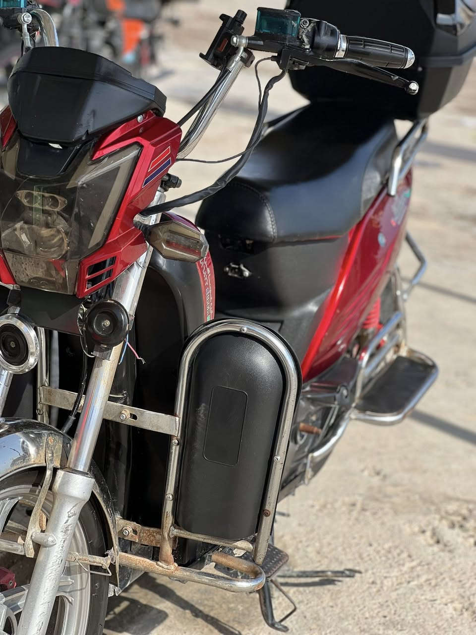 سلام عليكم ورحمه الله وبركاته دراجه شحن هارلي
دراجه نضيفه جداً بطاريت جدد ع الفحص وين ما يعجبك دراجه ما نقصه برغي كلشي شغال بيه سعر 550 وبيه مجال 
تواصل خاص او ع رقم ***********او***********
