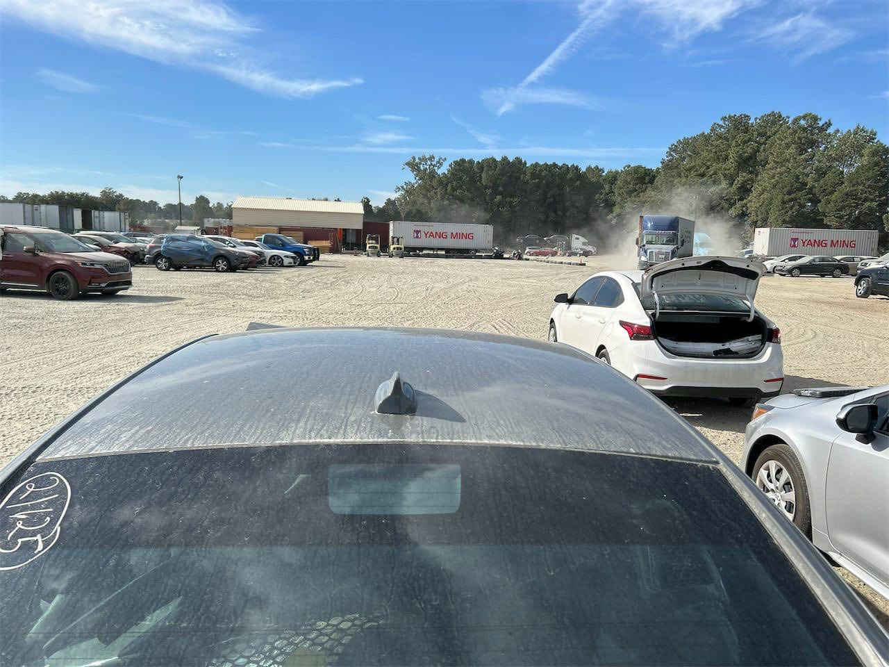 جارجر مديل 23 جي تي
حادتثها بنيد مبدل وصبغ جاملغ بدون تبديل بيهه تصليح بخشم الشاصي بصيط

ماشيه 42 الف

مواصفات سوبر تراك

السعر 265 

***********
