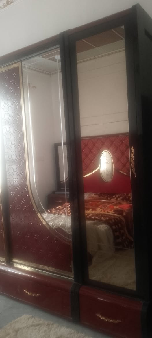 غرفه نوم بابل كفل السعر 700 رقم الموبايل ***********
