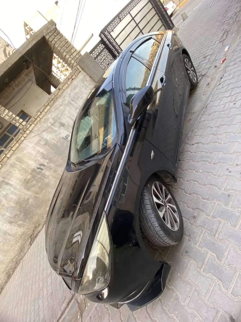 سوناتا 2013 رقم جديد ب اسمي تحويل ثاني يوم والسيارة مشروع وطني يعني وين ميعجبك تكدر تحولها ♥️للعلم السيارة بيها قطعتين صبغ جاملغ امامي ايسر وبنيد ومن تجي يمك سونار وافحص ♥️ وارد كوري محرك 2000 دوش اربعة سلندر يعني اقتصادية بمعنى الكلمة ♥️السيارة تجي وتشوف كاملة من كلشي محرك وكير وتبريد وتدفئة و حدادية امامية وخلفية كلهن جدد تخم تاير قبل شهر  شديته DUNLOP♥️ بصمة تشغيل عن بعد وفتح واغلاق تلقائي جهاز رفع الزجاج المركزي يعني من تبتعد البصمة هية تقفل وتصعد جام تلقائيا الجنطة فتح بلبصمة ♥️ شاشة اصلية ودمام عدد 3 يم الجامة الخلفية يعني الصوت ستريو كاميرا خلفية لدات داخلية متغيرة الالوان زرع لدات احمر عيون الشيطان تزويد سبايدر و زعانف ولحية امامية  وبعد بيها هواي شغلات حلوة السيارة كاملة نقصها بس صبغ دعامية خلفية  وسعرها 108 ورقة بسعر مناسب وحلو  ذكرتلك كلشي بلمنشور واذا عندك استفسار بلخدمة  الي يحب يتصل ع الرقم ❤️*********** ❤️
