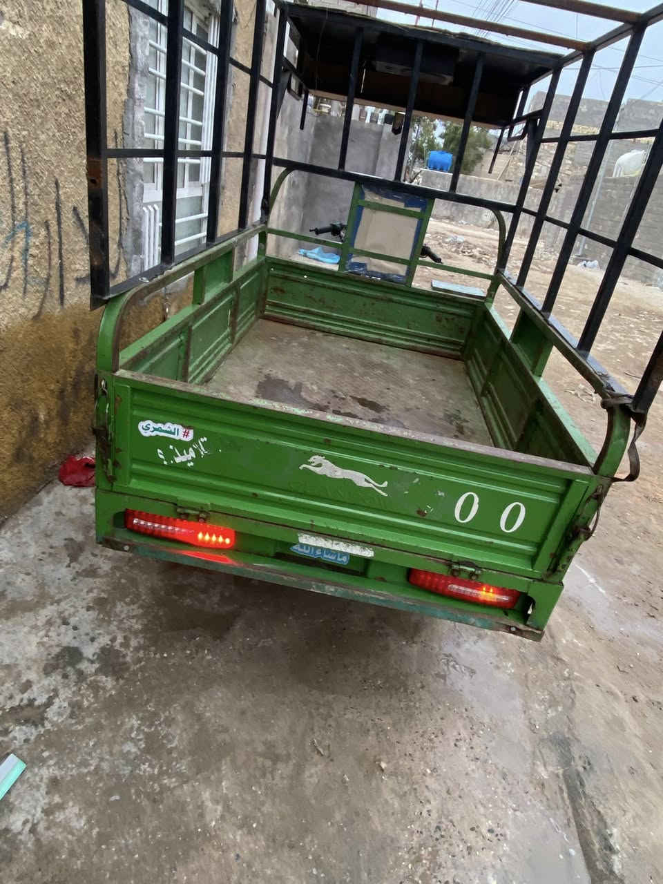 سلام عليكم ستوته صقر موديل ستوته جاهزه كبل ليشغل محجر كله جاهزة تايرات جدد كهربائيّ كله شغاله مكينه ناعمه بكاني بغداد بل حبيبيه بظهر مطعم وليد ابو الكص رقم ***********سعر 1800
