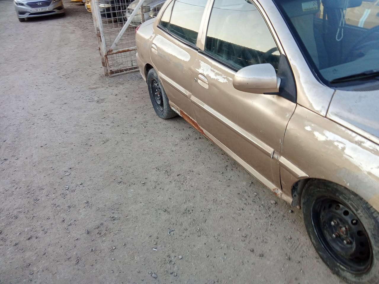 كيا ريو موديل 2004 السعر 53 العنوان بابل تلفون ***********او مراوس تبريد كير اتوماتيك محرك جيد مسكر المرغوب
