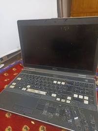 معالج i5 • كرت AMD • عاوزه شاشة