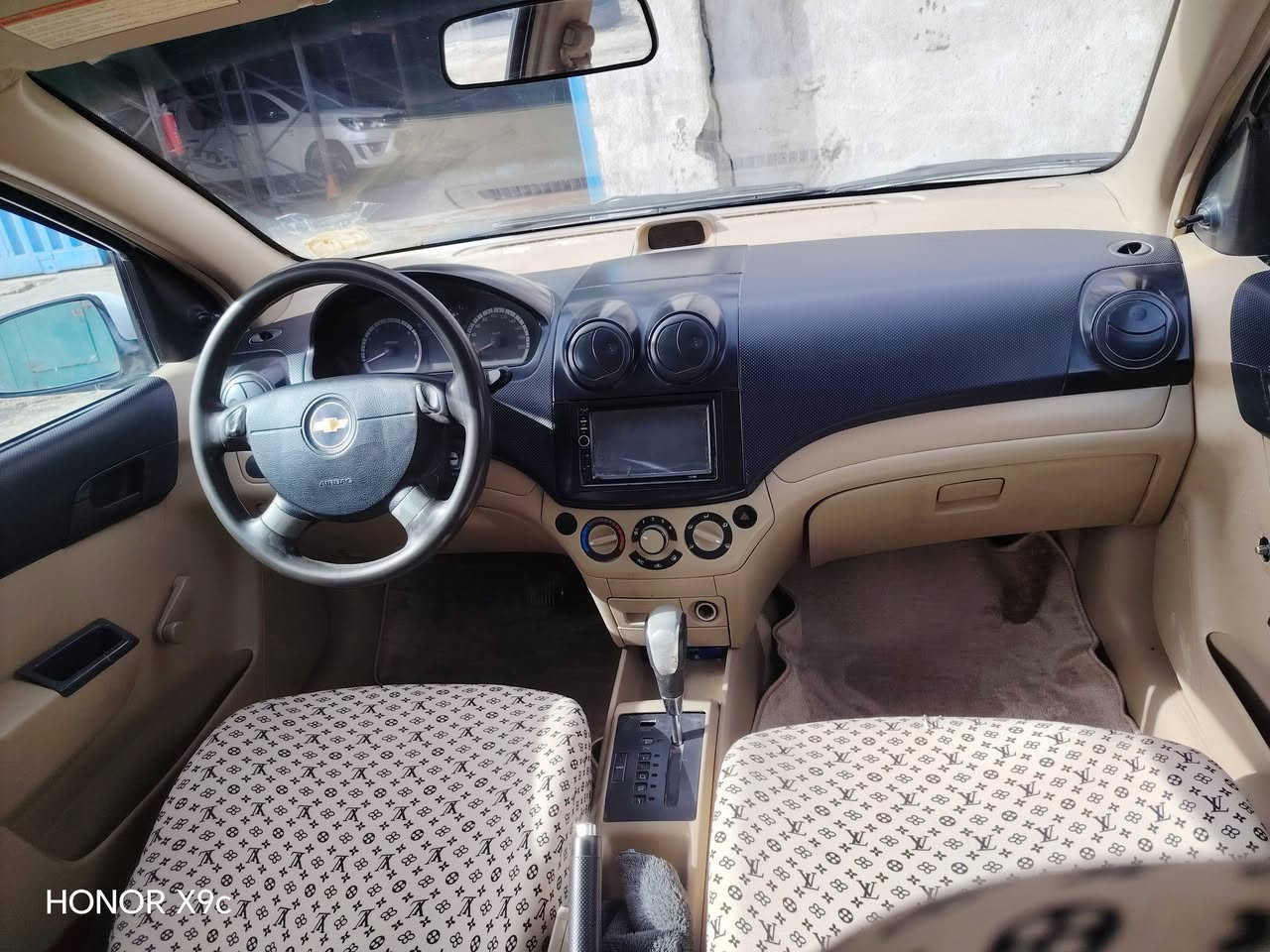 سلام عليكم افيو موديل 14 رقم مثنى مشروع وطني صبغ  احزام سياره محرك كير جدد محركه مسكر بيع فقط بيه ضربه بل عتبه كدام مكاني  نجف سعر 60 وبيه مجال قليل استفسار عل رقم  تبريد بس غاز ***********
