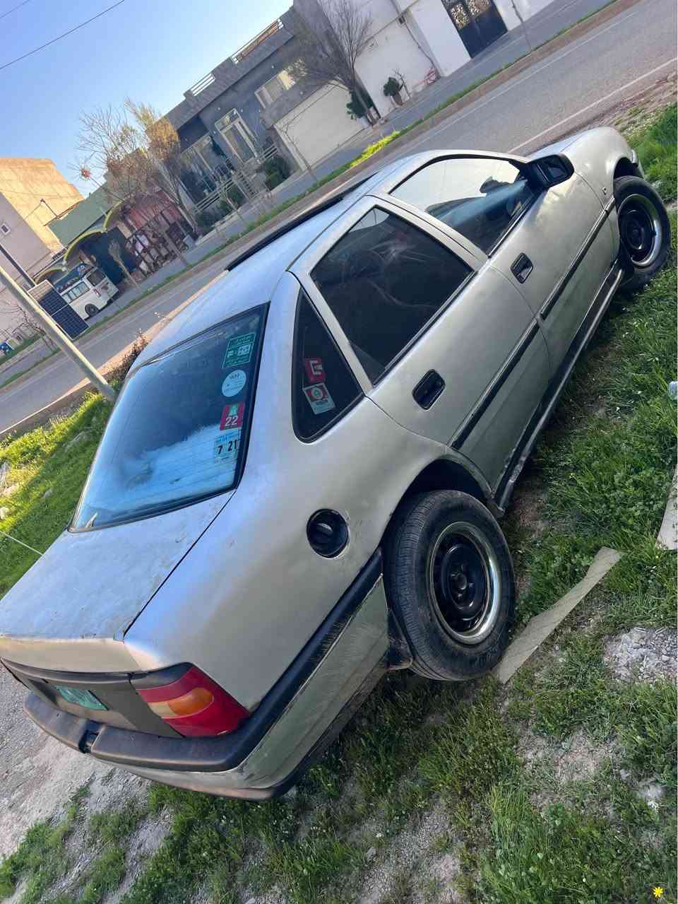 ئۆپڵ فیکترا مۆدیل ٩١ سلاید کارەبا مەکینە ٢٠ پێشو دوا بی لی دراوی گەرم ولایت فلچەی یش ئەکات چوار تایەی لۆکی لە ژێرە سەیارەکە ماڵی فەقیرەو زۆر ڕێکو پێکە ١٤ گەلاو مەجالی مەعمەلە بە جات و تەلەفەن ناکریت مشتەری وەرە سەیری  لە هەلەبجەی شەهیدە بنجوين, السليمانية


**إذا كنت صاحب هذا الإعلان وتريد حذفه لأي سبب، رجاءا أرسل رسالة إلى الدعم الفني**