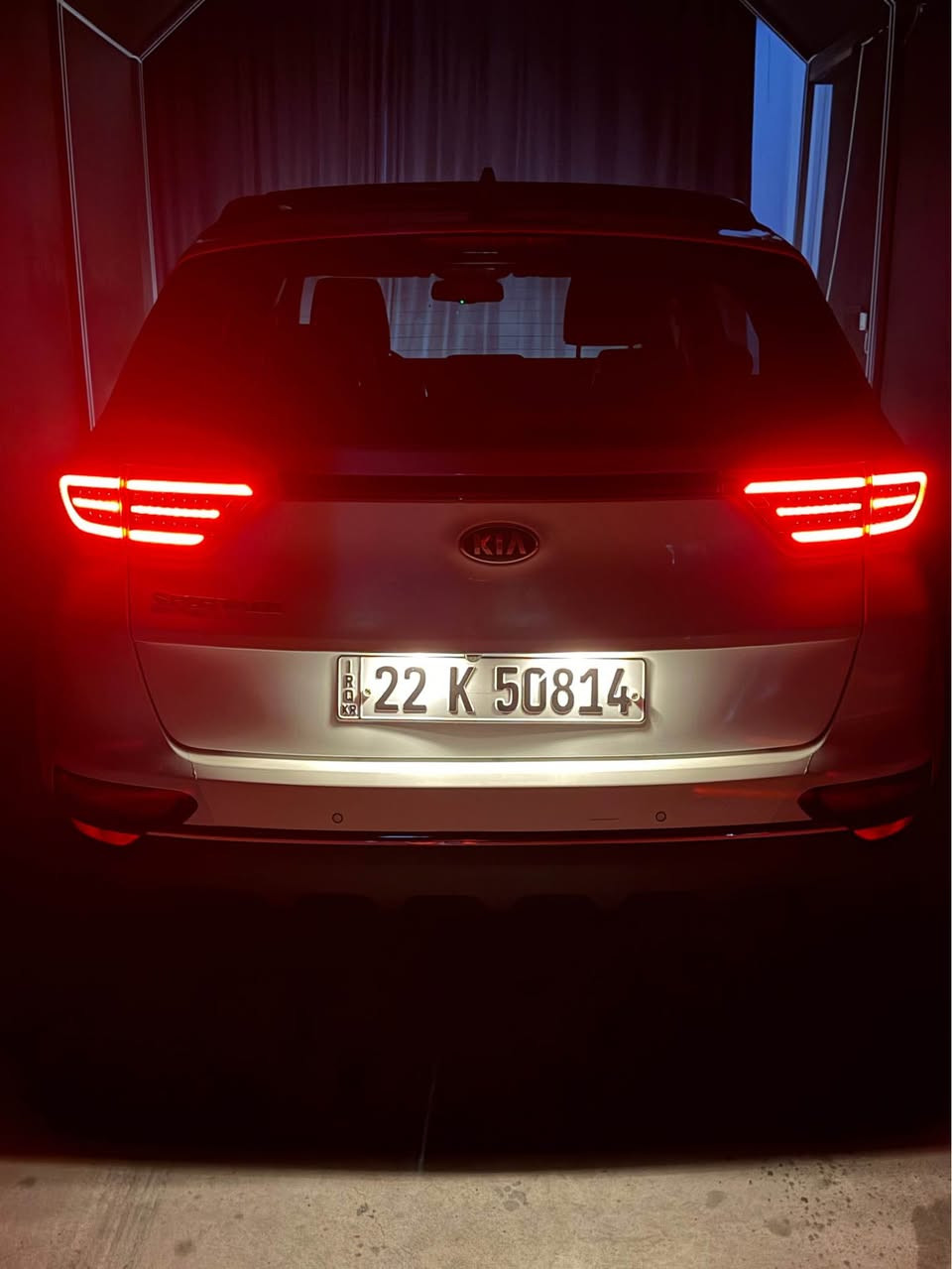 فوق الفول مواصفات VIP 

تحفه زيرووووووووو بعدهه بفلين الشركه

 خليجيه 2020 كفاله حتى من الزلغ
مواصفات فول الفول 1/1
اخت الزيرو جديده جدآ جدآ جدآ 
ماشيه 30 كم حقيقي شرط الفحص

كيا سبورتج 2020 خليجيه كفاله عامه من كلشي من الضربه والصبغ والشخوط والزلوغ والرصعات
ماشيه 30 كم رقم وسنويه وهزه جديد و بأسمي لغاية 2030

🛑مكانهه بغداد 
🛑رقم صاحب السياره
***********
🛑السعر (علق و يأتيك برساله خاصه)

🛑المواصفات :-

2-بصمه ابواب وصندوك وتشغيل
3- سقف بنوراما
4-صندوك كهرباء ذكي يفتح عند الاقتراب من الصندوك تلقائياً
5-شاحن واير لس
6 - هاند بريك دكمه
5- شاشة نفكيشن بلاديه
6-كشن جلد مشمشي بلادي
7-مري جانبيه قلاب مع البك+ إشارة بالمري
8-اوتو هيلد
9- 4رادارات
11- تدفئة بالستيرن + استيرن اخياط
12-سماعات دمام امامي وخلفي
13 صدر امامي خلفي شركة جديد    
14- توزيع فولتيه 
15- نظام جي بي اس مال خرائط
16-هارد خزن 
17-مكينه 4سلندر 2000دوش
  كير 6نمر
18- حساسات خلفيه بلاد+حساسات امامية بلادي
19-- تبريد قطعتين اوتو منفصل التحكم تبريد مناخي
20-شاشه جبيره 
21-لد لكزز مشفر نهاري بلادي زنون 
22-رادار جانبي النقطه العمياء
23-مانع انزلاق
24-نظام انحدار
25- كتابة دوسات سبورتج بلادي
26-بردات خلفيه بلاديه 
27-حساس اطارات ((رقمي ))مع التنبيه بالنخفاض ورتفاع الهواء
28-شاشه قراءة العطلات بدشبول نظام حديث
29-حاجب لد نهاري
30-بك لايت لد ليزري 
31-بجم زينون عالي وناصي زنون مع كشافات عدد 2
32-نظام درايف مود قيادة 3 اوضاع
33-تحكم ستيرن فول 4جهات
34-دشبول لونين مطعم صاج
35-جام اوتو جهتين
36-كشنات كهرباء
37-داخل جلد 
38-ويل كب 19دعايه الشركه الشكل نجمة
39-قياده 
40-نظام Wifi انترنيت
41-نظام التكلم مع السياره
42-بلوتوث مع اوكس ومدخل 
43-نظام ترحيب عند التشغيل ولطفاء
44-يدات نيكل مع الاناره
46-ترايش بالقماره اصليه
47-نظامCLIMATE لتنقية الهواء
48-مرايه عاكسه لضوء مع بوصله
49- برده خلفية مال شركة بغداد, العراق
