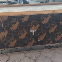 بصطيه • ميز • ميز متحرك • بصطيه متحركه • استاند • طاولة عرض • ميز بعجل...