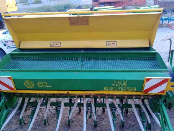 طابیعەی یسپانی بۆ فرۆشتن شتێکی زۆر جوانە زۆر کم شۆلی کردوە وەك سفر وایە شوین قەزاری بردرش رقم ***********    ***********
