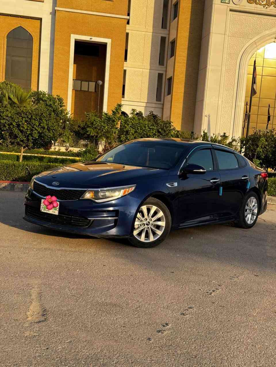 🚗 للبيع كيا أوبتيما FE موديل 2017 🚗
أو مراوس حسب القناعه 

✨ لون أزرق ملكي مميز وجذاب

✨ محرك 2400

السياره بدون ايرباك 

🔹 المواصفات والتجهيزات:  

✔️ شاشة كاميرا خلفية  دواره 

✔️ حساسات خلفية  

✔️ لايتات LED ذكية  

✔️ تحكم كامل من الستيرن  

✔️ نظام مراقبة النقطة العمياء (Blind Spot)  

✔️ رادار مانع اصطدام  

✔️ ويل كب قياس 17 إنج  

✔️اشاير بل مري 

🔹 حالة السيارة:

✅ السيارة كاملة مكملة ونظيفة جدًا  

✅ محافظة عليها بشكل ممتاز واستخدام شخصي  

✅ صور الحادث موضحة بكل شفافية، والضرر كان كما ظاهر بالصور فقط لا غير  

✅ السنوية سارية 

✅ جاهزة للفحص والمعاينة

💰 السعر: 130 وبيها مجال 

📞 للتواصل:

***********

🔥 سيارة تجهيزات كاملة، ومحرك قوي. فرصة ممتازة لمن يبحث عن سيارة نظيفة ومريحة وجاهزة للاستخدام
