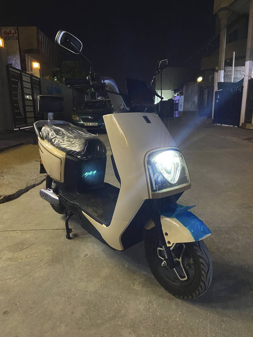 نوع: ( E9)
الحالة: نظيفة / استعمال خفيف
البطارية: زينة 
السعر: (500 بي مجال)
المكان: (كركوك _ حي الواسطي)
***********
