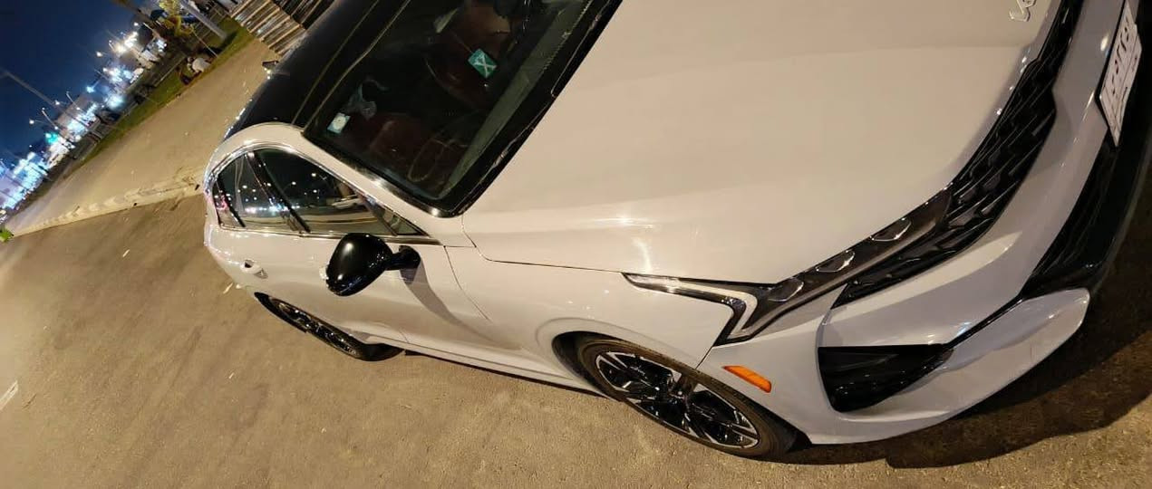السلام عليكم 
كي فايف 
 K5 
GT

K5مديل 2022

١-لون (سمتي)
٢-بصمه تشغيل+بصمه ابواب 
٣-سايد بريك بصمه
٤-مثبت سرعه
٥-نضامABS
٦-مانع انزلاق
٧-حساس اطارات
٨-بك لايت لد
٩-شاشه كبيره لمس
١٠-كامره دواره
١١-كشافات إماميه
١٣-شاشه عطار
١٤-ويل كروم١٨
١٥-ردار جانبيه
١٦-مراقبه نقطه العمياء 
١٧-ردار الخطوط البيضاء
١٨-اشاير بالمري
١٩-كشنات جلد ماروني
٢٠-معقد ساق كهرباء
٢١-الايت ابع عدسات +ليد
٢٢-نضام قياده خمس وضعيات
٢٣-بلوتوث +usb+auX
٢٤-فول تحكم ستيرن
٢٥-كير اوتو +عادي
٢٦-اوتو بريك تلقائي
٢٧-الخريطه📍
٢٨صندوق كهربائي +صندوق عادي
٢٩-زنود +ليد
٣٠-اوتو هولد
٣١- التشغيل عن بعد
AuTOHLD
32-تصميم خارجي رياضي 
٣٣-نضام المحلاحه 
٣٤-مصابيح الخلفيله
٣٥-مصابيح ضباب 
٣٦-محرك تيربو 1600
٣٧-فول وبل

سياره أعالى مواصفات جيتي لاين مثل ما واضح السياره  جديده ما نقصه شي تخم تأير جديد 

مكان السياره البصره القبله حي الجامعه 

باقي التفاصيل والسعر 

الإتصال 

وتساب  ***********

