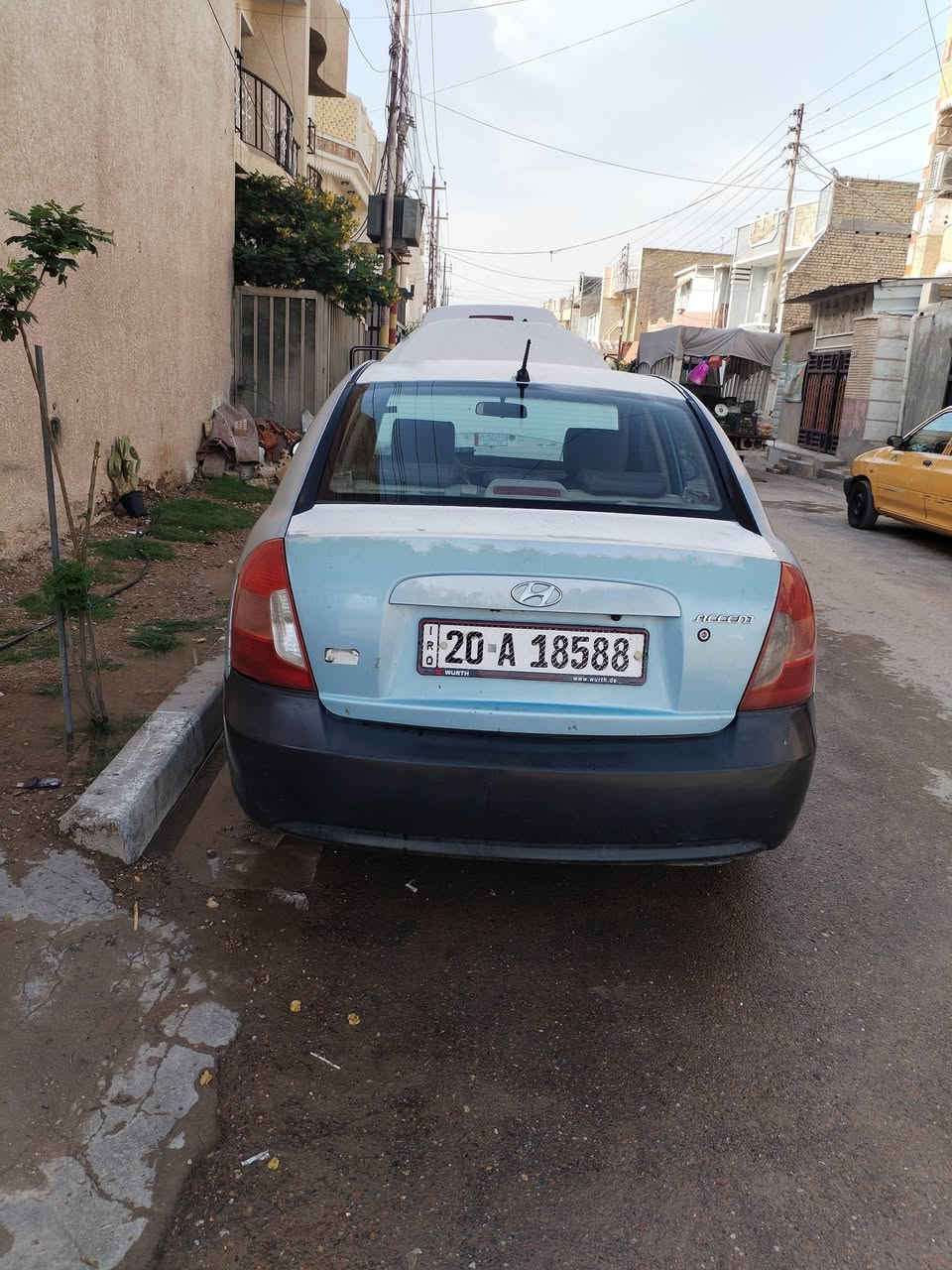 اكسنت 2009 وارد امريكي مكينه 1600 سياره بيها حادث قبق جنطه فقط مبدل سياره كلها ليبل واحد مكان السياره الشعب 70 وبيها مجال ما متواجد على الفيس ***********
