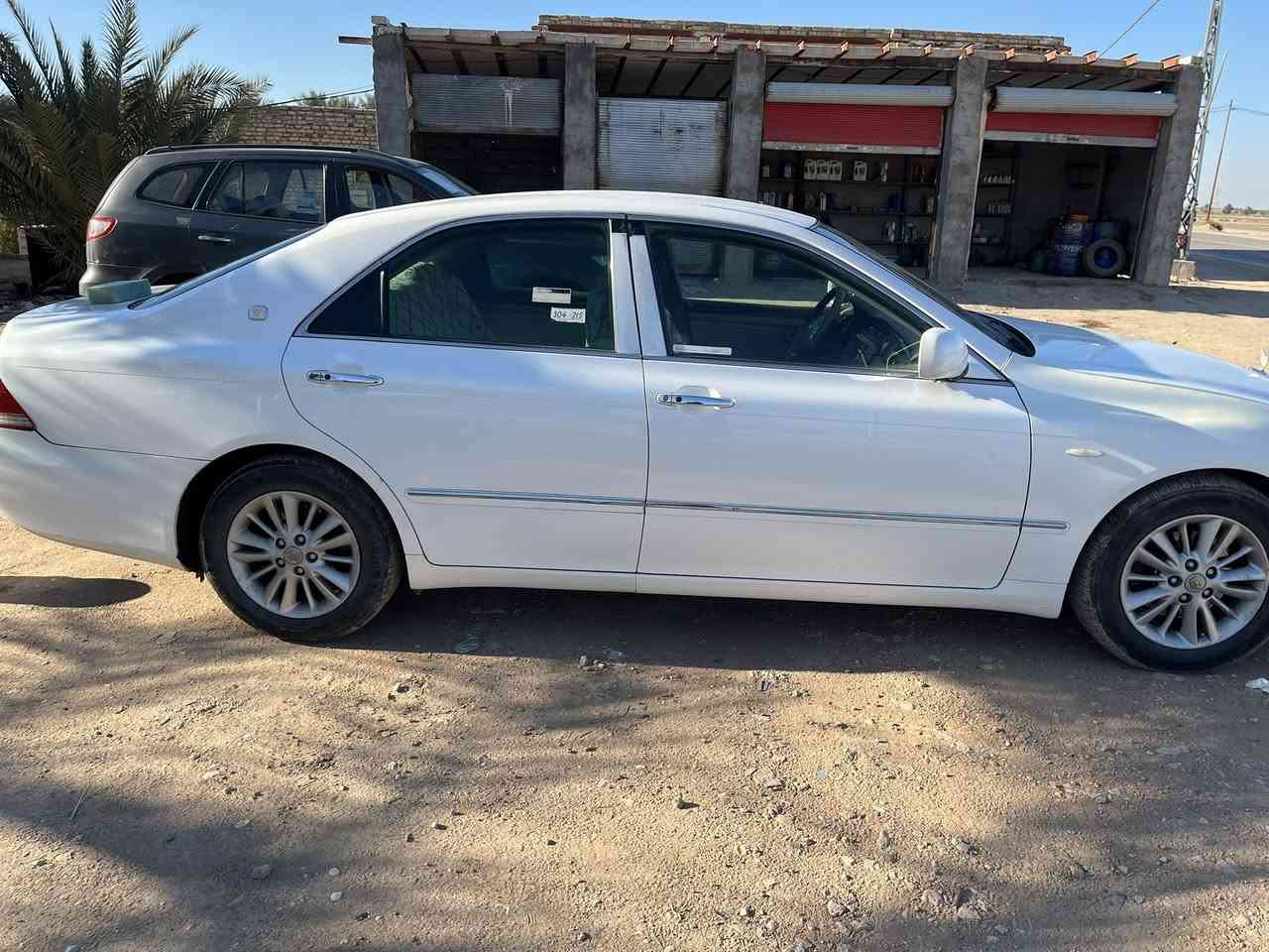 شاهينه موديل 2004  للبيع
سياره كفاله من الاصوليات والضربه والتبديل  و معجون سياره مال جناي
رقم G21
(ب أسمي مداور ثاني يوم)  
 ٣دكم
 
مري شفط

 مثبت سرعه 
 داخل بيجي 
لايت دوار
 كشنات الأمامية كهربائيه
 تبريد قطعتين 
وبعد بيهة مواصفات الجناي يعرفهة 
السعر 136 وبيه مجال للشراي
 مكان السياره
النجف 
***********
***********
