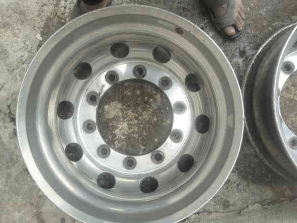 وياله كروم زوجين   . 600 ألف.  ياباني  ***********
