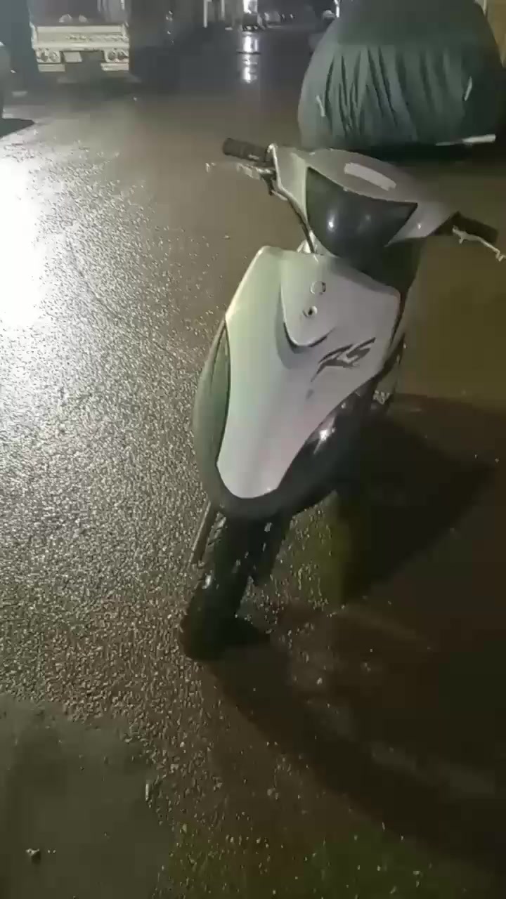 دراجه عدله للبيع دراجه خير من الله سلف كله بلادي مكان مدينه الصدر شراي يتصل ويدلل***********
