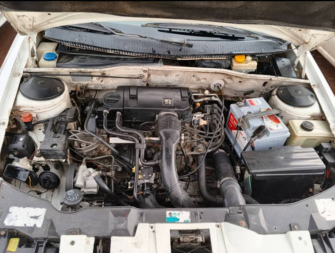 السلام عليكم سمد 2011 سعر 44 بيهه دور مال الجاملغ فقط العنوان النجف رقم كربلاء سيارة جاهزة من كلشي رقمي ***********
