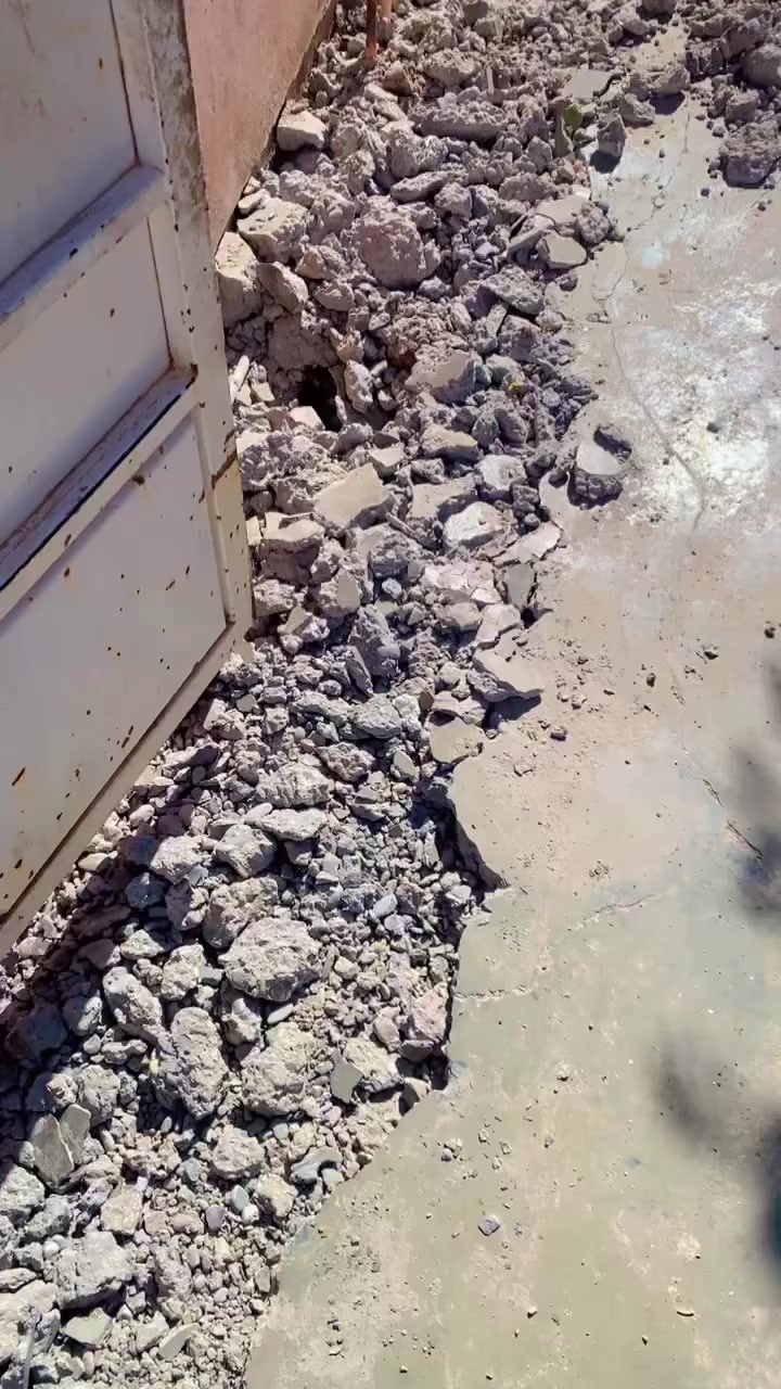 سلام عليكم كادر تنظيف بيوت  او تفليش او تصعيل بلوك    او حفر لاين  او تسيس بواري  او صبت لاش  ***********.   ‭٠٧٧٠ ٠٣١ ٩٦٦٣‬
