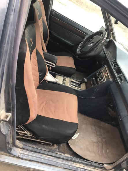 السلام عليكم مارسدس دب 
موديل ١٩٩٣
كير ومحرك بطه (محوره )
رقم بغداد  تحويل مباشر 
السياره متعوبه حيل بس كير ومحرك نضيف 
مكانه بغداد التاجي مقابيل معسكر التاجي 
السعر (٢٧$ )وبيه مجال بسيط 
استفسار اكثر رقم 
 وات ساب او اتصال ***********
