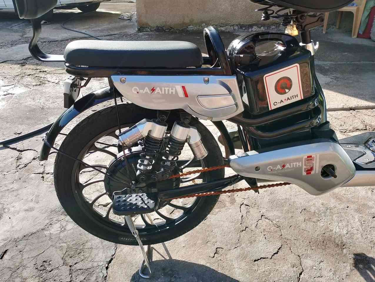 سلام عليكم  دراجه شحن للبيع السعر 325 وبي مجال المكان حله ناحية النيل
***********
***********
