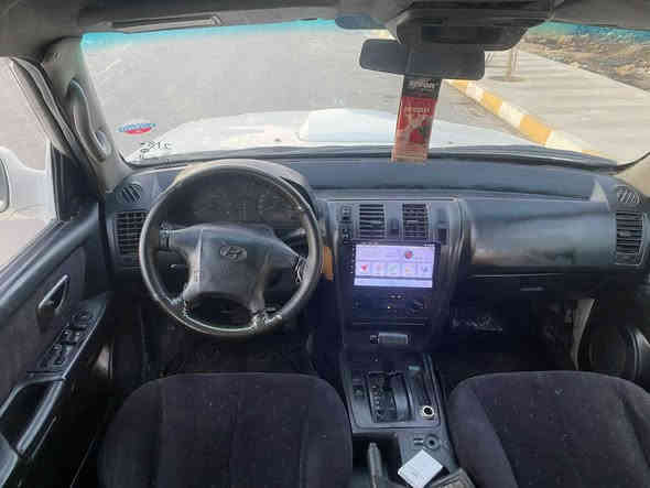 هۆندا تریکان مۆدیل 2003   بیلاد گیر تۆماتیک مەرغوب  گیڕومەکینەی بەتەی سێ هەزاری لەسەرەنەکراوەتۆ بەشەرتە سەنەوی  بەشەرتی ئوالیاتوو حاسیبەو پاکانەشی بۆکراوە  غەرامشی بەشەرتە  تەبریت ساردووگەرم لەسەر سویج  بێ دەعمو لیدراوە بێ سارد یجی پیوەنیە   بەوشەرتە  بی مەسرف جوار تایەی تازەی بۆ بسراوە هەموگیانی لەسەر دەقی شەریک ماوەتۆ یەک فلس مەسرفی تیانیە بەوشەرتە لەدەعامیوە بۆ دەعامی بەشەرت ئەی فرۆشم سعری   37وەرەقە   ***********  ***********
