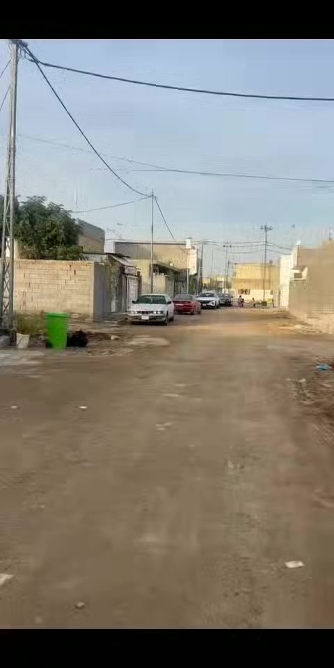 يالله🌷

تحية طيبة🌻

بيت للبيع مساحته 125 متر طابقين يحتوي على غرفتين نوم
الموقع زراعي السياسين 

للاستفسار ☎️

***********
***********
او مراجعه مكتب رائد البنواوي للعقار 
حي الموضفين مقابل مدرسه نون والقلم الأهليه 

اهلا وسهلا🌺
