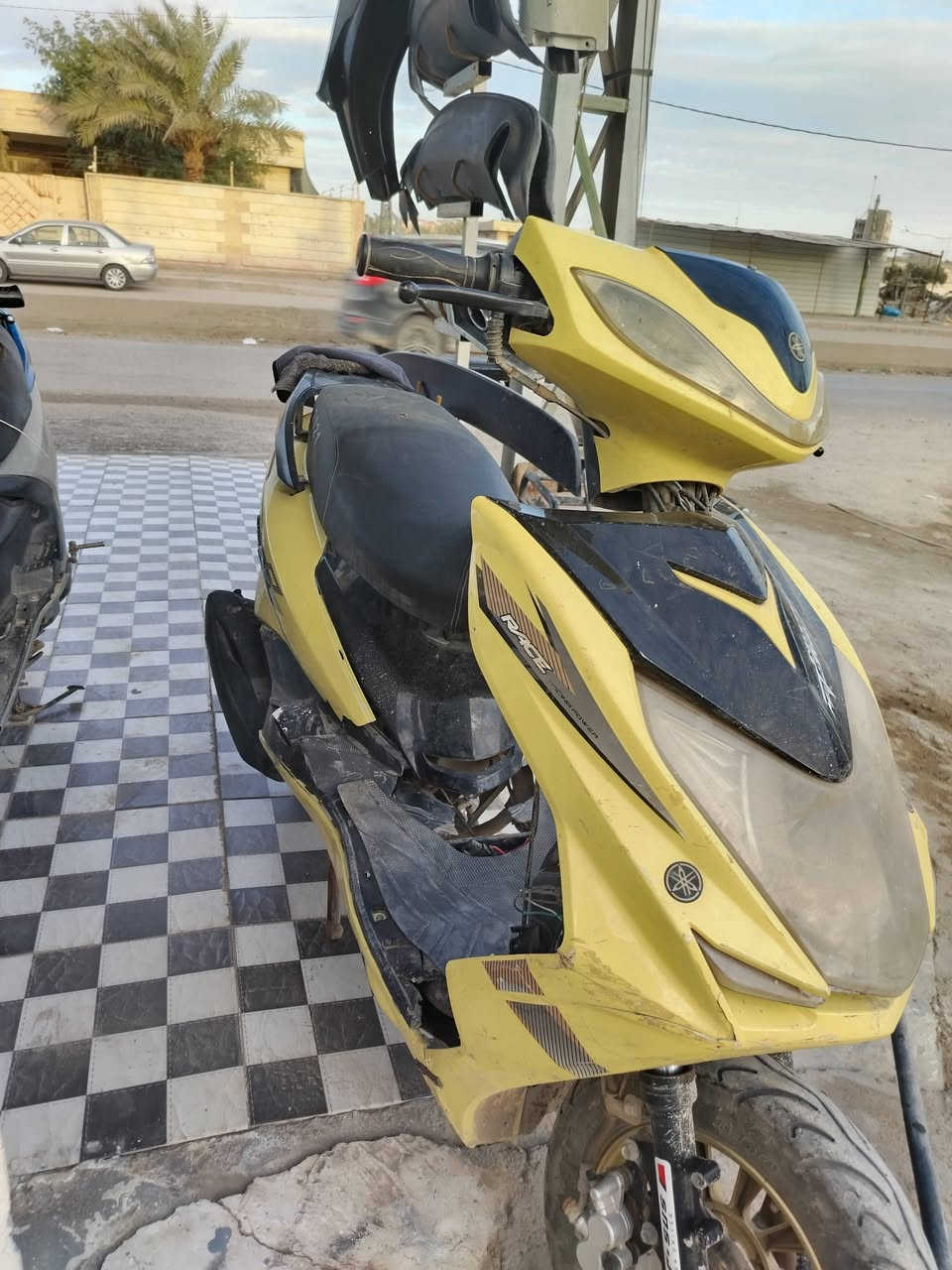 مكانه ديوانيه مركز  شغاله  سعره 100 الشراي يخابرني هاذه رقمي ***********
