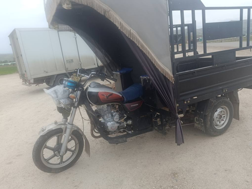 سةرةتا بةناوي خواي گةورة ئةم ماتؤرة بؤفرؤشتن موديل 21نوقساني تيياني وةشةت *********** كالار, السليمانية
