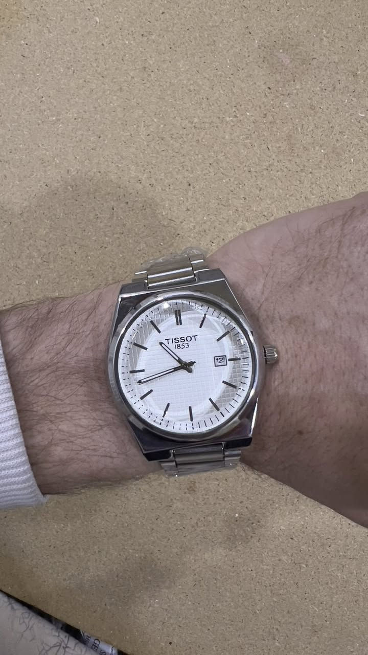 خلي هديته تكون افخم بساعة من ماركة تيسوت
تيسوت مع التوصيل والعلبة مالتها
ضد مي
ستانلس ستيل
منفذ شهري
مختوم
لامينوس
باقي اخر قطعة 20 اول تم ✅
لايك حتى لو متشتري ❤️


**إذا كنت صاحب هذا الإعلان وتريد حذفه لأي سبب، رجاءا أرسل رسالة إلى الدعم الفني**