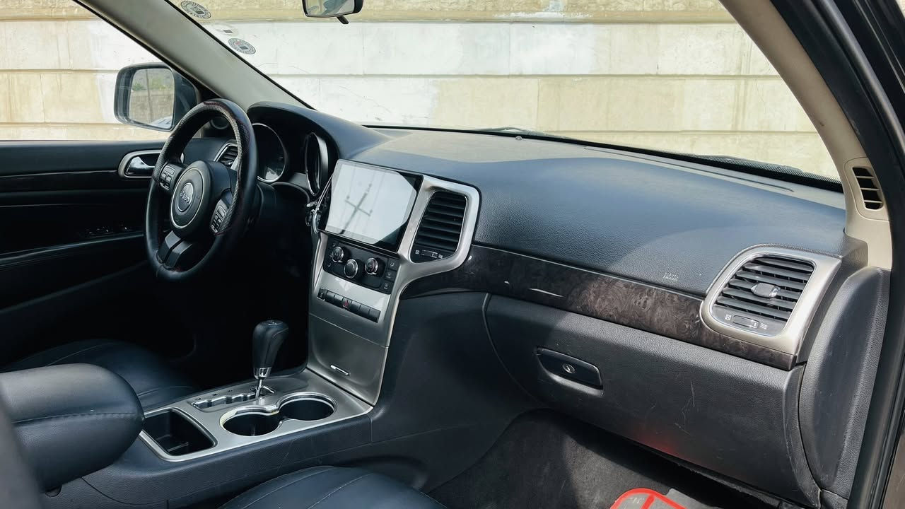 السلام عليكم جيب لاريدو 2012 كلين تايتل السعر 180
وبيها مجال مواصفات بصمة تشغيل بصمة ابواب كير اوتوماتيك تشغيل عن بعد صندوق بصمة تحكمات ستيرن جهتين شاشة وكامرة رقم اربيل الجديد سنوية جديدة تحويل مباشر مكان السيارة موصل حي اليرموك للإستفسار ***********
***********
