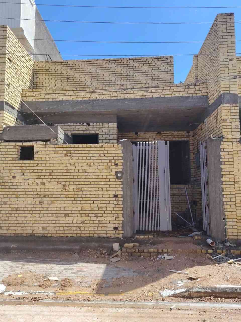 هيكل للبيع في حي الحكم
المساحه ١٣٥ متر
تفاصيل غرفتين نوم وصاله ومطبخ وبراني وصحيات داخليه خارجيه بناء جديد 2026
للاستفسار أكثر الاتصال ع***********
