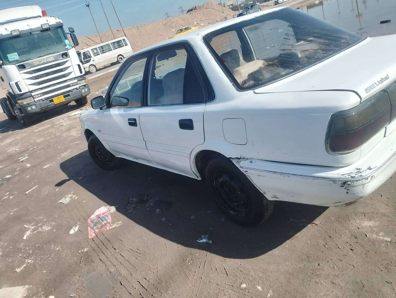 السلام عليكم سياره كورله مكينه وكير بلد جدد تخم تاير جدد حداديه جديده دواخل جدد السعر 32 رقم راعيها ***********
