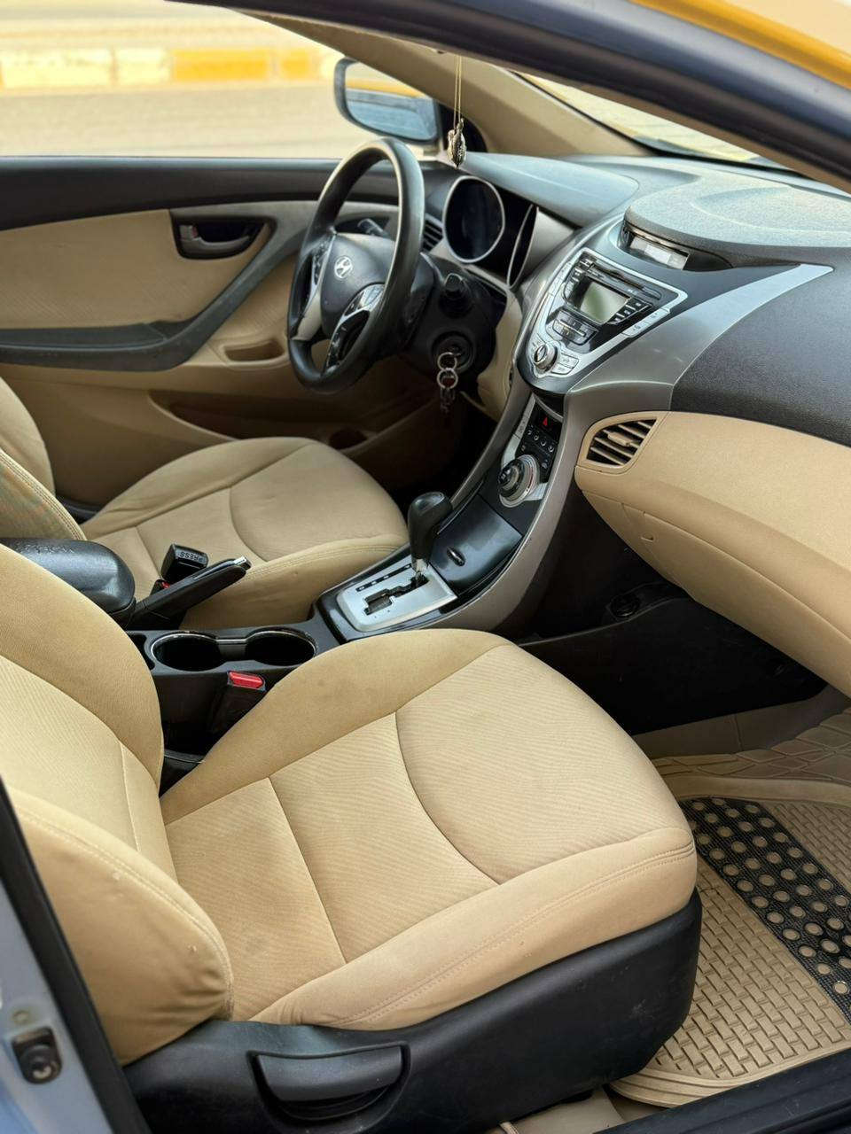 سلام عليكم
الانترا 2012 سياره امريكي بيه تبديل جاملغ امامي الأيمن فقط لباقي كله ليبل واحد 
سياره جديده وجاهزه مكينه 1800 تخم تاير جديد حداديه منضومه تبريد صبغه جديده سياره خير من الله رقم بابل هزه جديده
للستفسار اتصل ***********

110 وبيه مجال بسيط وخادم للطيبين والي ما يشتري لا يضل يمسلت بل كلام
