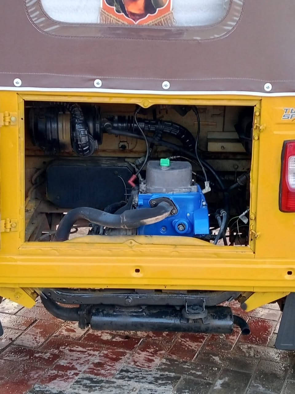 من رخصة الادمن
تكتك للبيع موديل 2019 رقم وسنويه ابسمي رقم انكليزي مكينه مجفته بعدهي على سحك 
تكتك نضيفه كهربائيات جديده تخم تاير جديد 
بسبب صخه بلغد صبغناه   عام نضيفه  تجي وشوف بعينك تكتك تعبانين عليه كلش والفيديو موجود كل التفاصيل الباقيه بيه 
 مكاني كربلاء المقدسة امن الداخلي قرب افران للولوة
خاص ماكو الاتصال على الرقم التالي *********** 
السعر 5500ملايين وبيه مجال قليل
