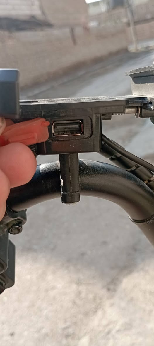 السلام عليكم متاح باسكل شحن شغال فول اشاير لد وبصمة تشغيل عن بعد كامل من كلشي نقصة فقط بطاريات سعره 170 وبي مجالل
*********** واتساب مكان بابل قضاء القاسم.ع
